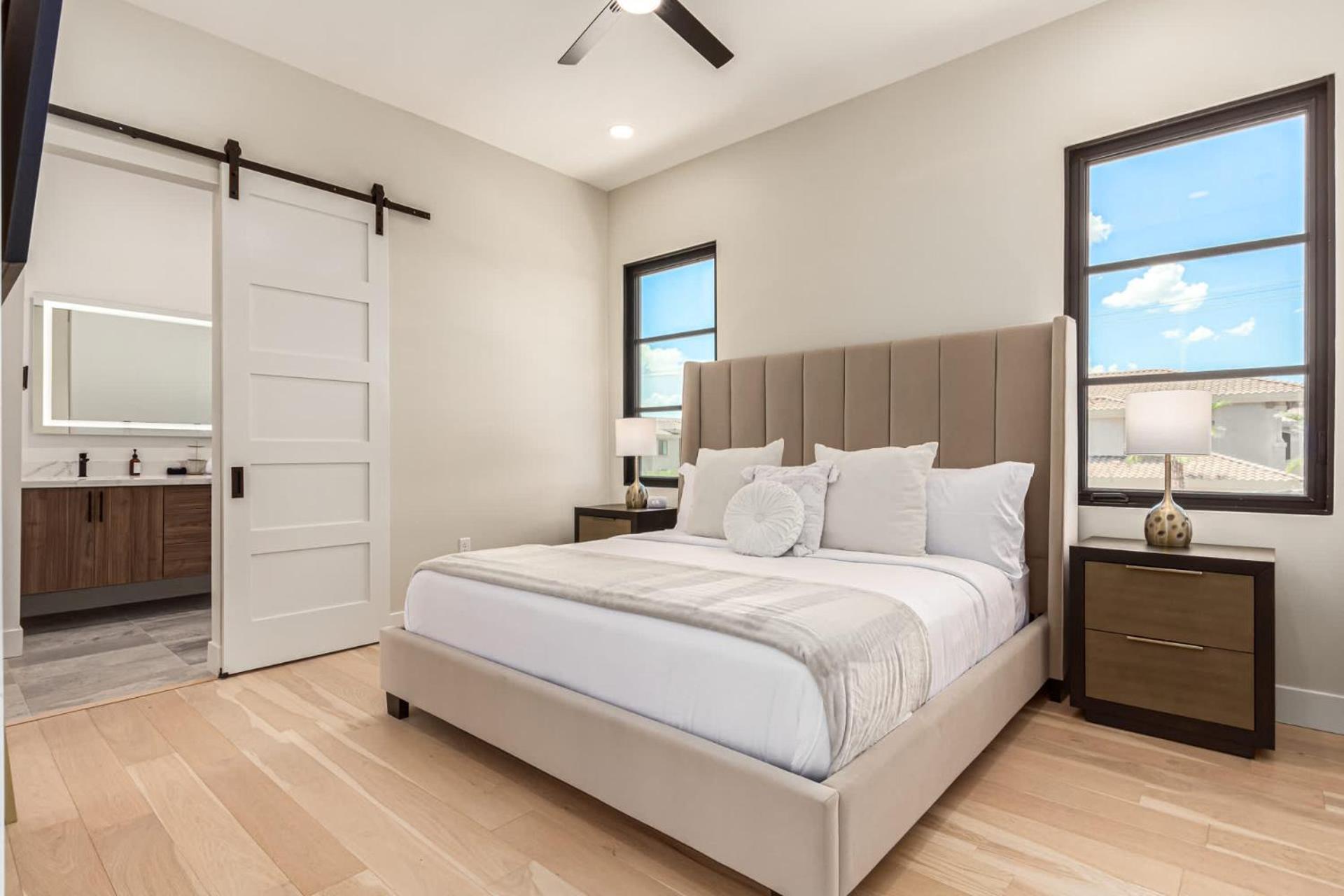 Papago Lux Townhouse With Rooftop Lounge Holiday home *